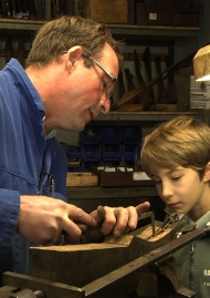 Affiche de Les armuriers : transmissions d'un art